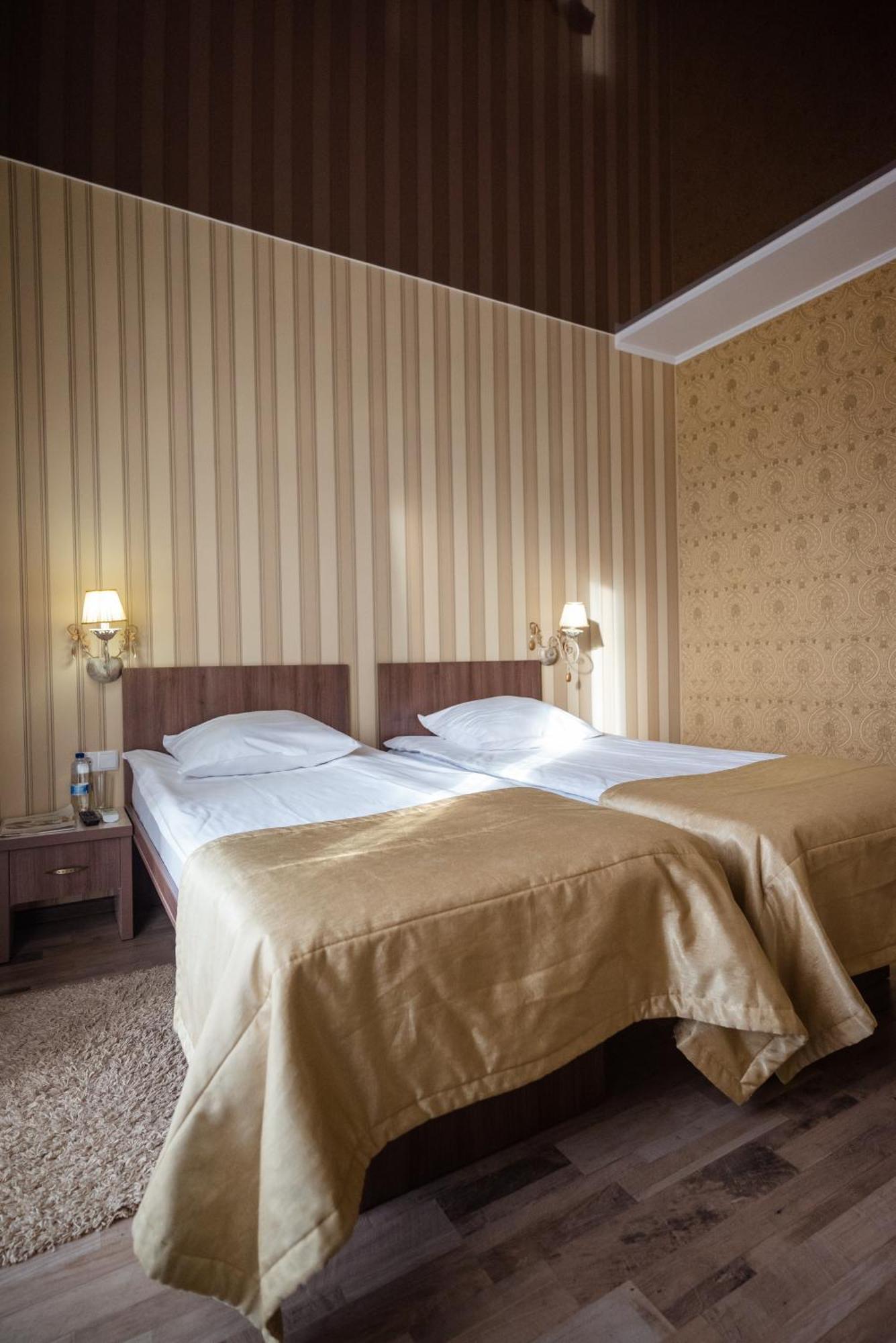 Hotel Butterfly Садове Екстер'єр фото