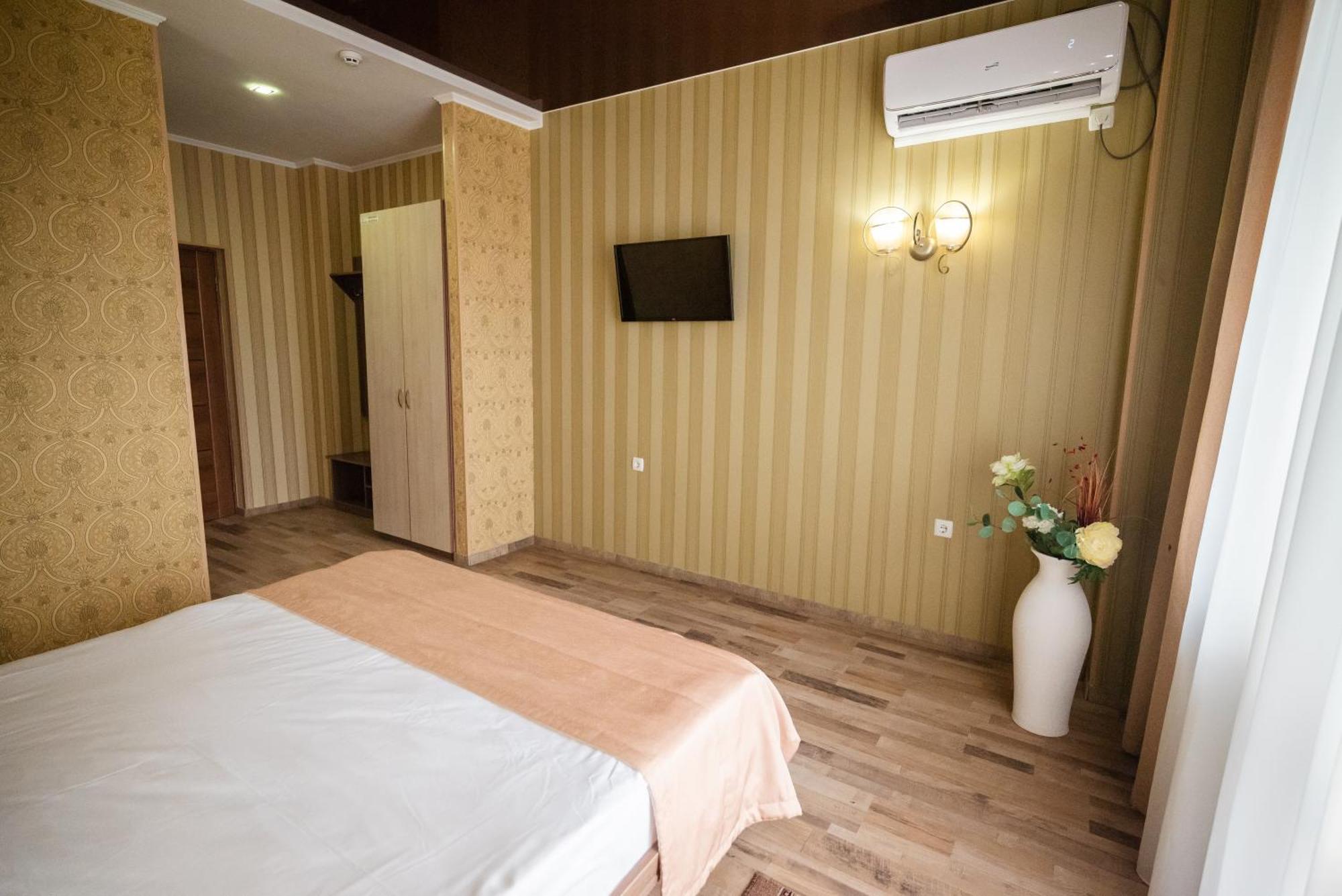 Hotel Butterfly Садове Екстер'єр фото
